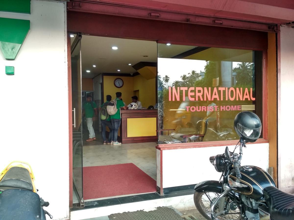 International Tourist Home Kozhikode Exterior photo